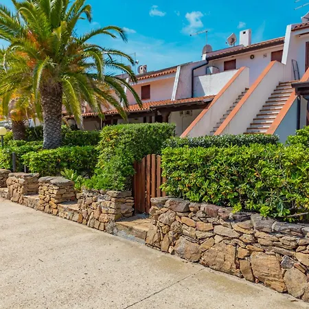 Holiday home Direttamente Sul Molo Vista Mare 150 M Porto Ottiolu